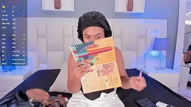 Aluna sweet online show from February 2025 08:21:01 PM