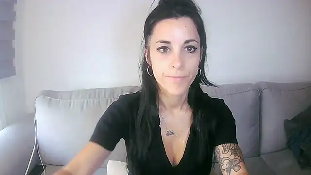 Snapshot of secretoeternoo chatting on June 2026 05:00:02 PM secretoeternoo online show from June 2026 05:00:02 PM