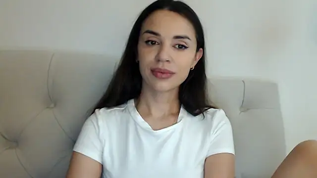 Snapshot of Mika_Gold chatting on November 2025 05:12:01 PM Mika Gold online show from November 2025 05:12:01 PM