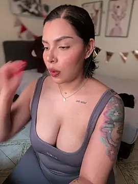 Snapshot of GigiiStone chatting on February 2025 06:21:01 PM GigiiStone online show from February 2025 06:21:01 PM