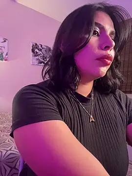 GigiiStone online show from March 2026 11:32:02 PM