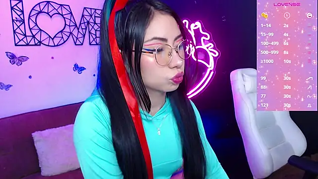 demyanderson  online show from December 2024 08:32:01 PM