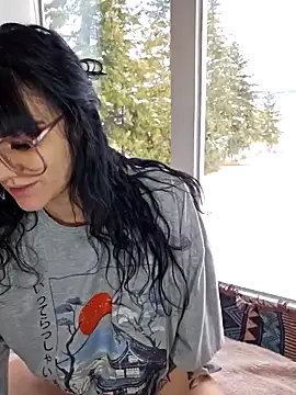 Snapshot of anyalikestosuck chatting on December 2024 08:47:01 PM anyalikestosuck online show from December 2024 08:47:01 PM