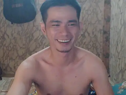 Snapshot of x0x-Philip-x0x chatting on October 2025 03:24:01 PM x0x-Philip-x0x online show from October 2025 03:24:01 PM