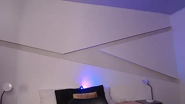 Snapshot of hot_little_bunny chatting on February 2025 11:59:01 PM hot little bunny online show from February 2025 11:59:01 PM