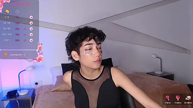 Snapshot of hot_little_bunny chatting on March 2025 11:38:01 PM hot little bunny online show from March 2025 11:38:01 PM