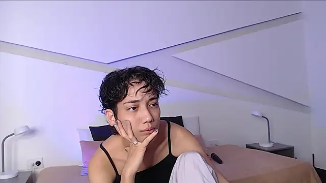 Snapshot of hot_little_bunny chatting on March 2025 09:23:01 PM hot little bunny online show from March 2025 09:23:01 PM