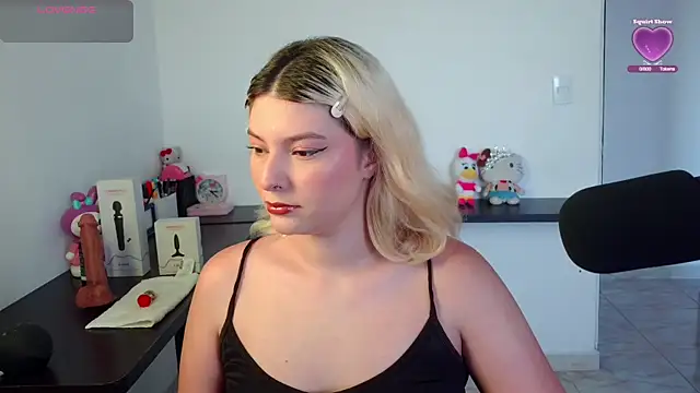 Snapshot of Ania_jones chatting on July 2026 10:52:01 PM Ania jones online show from July 2026 10:52:01 PM