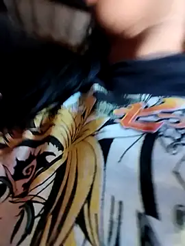 Yelly online show from April 2026 05:18:01 PM