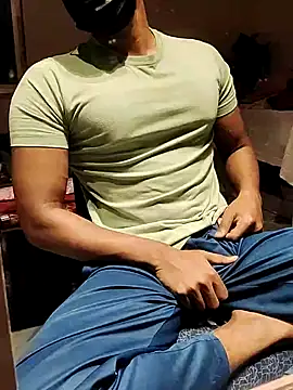 Snapshot of xxxhugedick0001 chatting on February 2025 04:02:01 PM xxxhugedick0001 online show from February 2025 04:02:01 PM