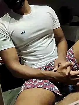 Snapshot of xxxhugedick0001 chatting on March 2025 06:43:02 PM xxxhugedick0001 online show from March 2025 06:43:02 PM