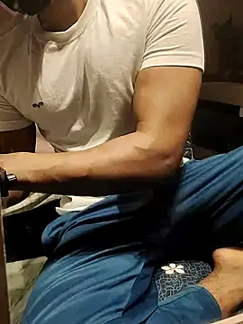 Snapshot of xxxhugedick0001 chatting on March 2025 06:37:01 PM xxxhugedick0001 online show from March 2025 06:37:01 PM