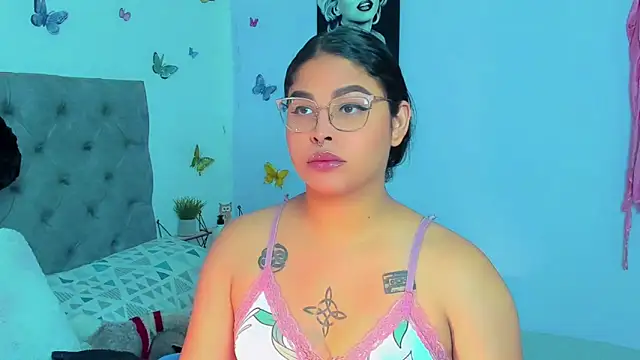 Snapshot of mabellfox chatting on January 2025 04:41:01 PM mabellfox online show from January 2025 04:41:01 PM