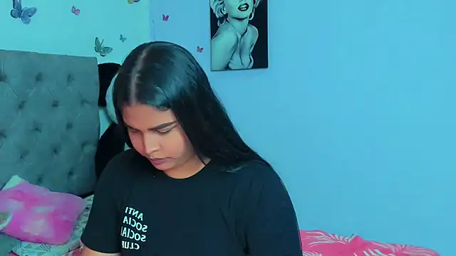 Snapshot of mabellfox chatting on February 2025 12:17:01 AM mabellfox online show from February 2025 12:17:01 AM