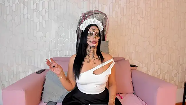 alanismorgan online show from October 2025 08:43:01 PM