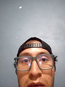 Snapshot of Lunaeyo chatting on March 2025 10:56:02 AM Lunaeyo online show from March 2025 10:56:02 AM