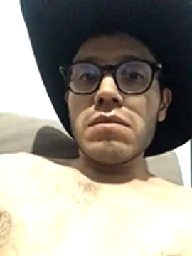 Snapshot of Lunaeyo chatting on December 2025 12:20:01 PM Lunaeyo online show from December 2025 12:20:01 PM