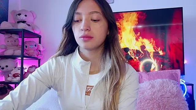 Snapshot of TiffanyBela chatting on February 2026 07:45:01 PM TiffanyBela online show from February 2026 07:45:01 PM