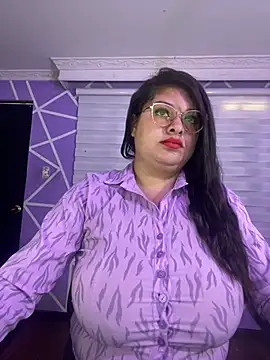 MiiaaJoness online show from February 2026 03:11:01 PM