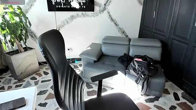 CelesteBrucee online show from December 2025 08:03:01 PM