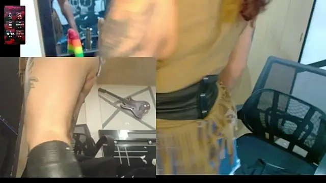 miss cloverrr online show from October 2025 02:37:02 AM