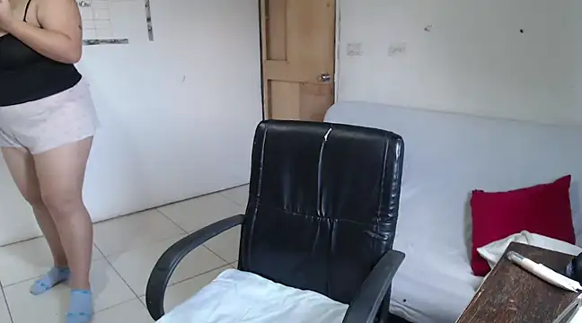 girl milk2 online show from March 2025 12:09:01 PM