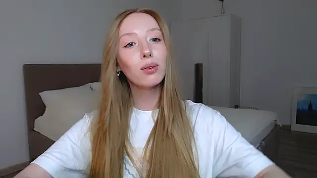 Luna insniity online show from January 2025 12:27:01 AM