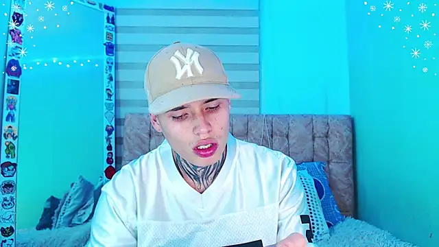 Snapshot of _justinmoon2 chatting on January 2026 05:12:01 AM justinmoon2 online show from January 2026 05:12:01 AM