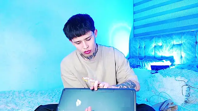  justinmoon2 online show from June 2026 05:08:01 AM