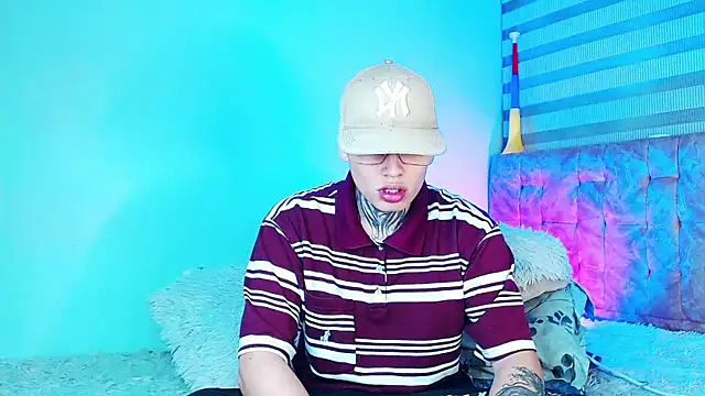  justinmoon2 online show from July 2026 05:03:02 AM