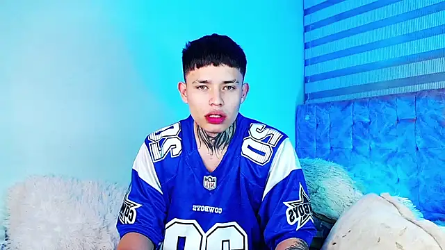 justinmoon2 online show from July 2026 05:32:01 AM