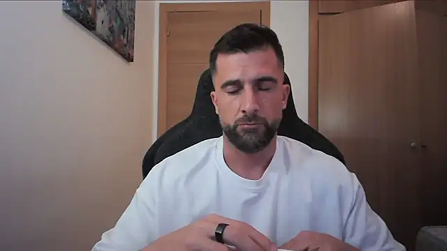 alex877x online show from September 2025 06:35:01 PM