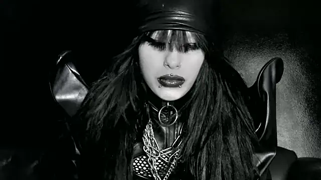 XXIOUX online show from March 2026 04:07:02 PM