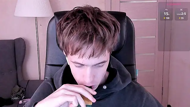 Snapshot of _tokyo_ghoul chatting on January 2025 05:08:01 PM tokyo ghoul online show from January 2025 05:08:01 PM