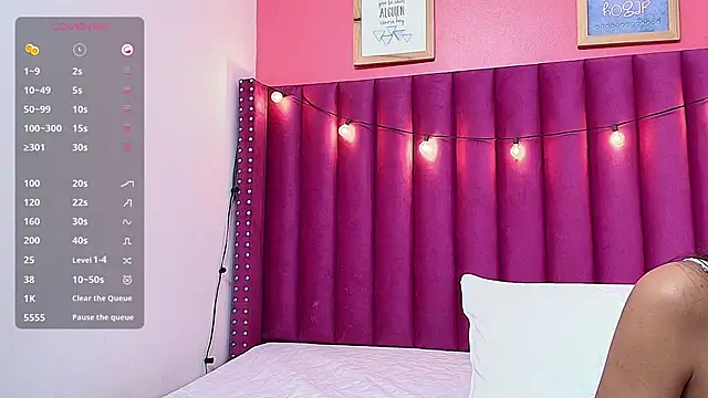 Snapshot of littlee_emilyy_ chatting on February 2025 06:07:02 AM littlee emilyy  online show from February 2025 06:07:02 AM