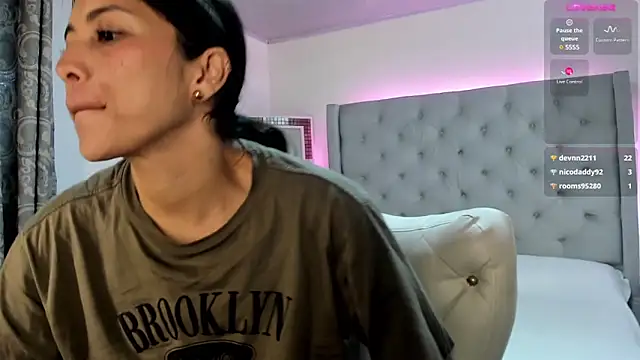 Snapshot of andykiuty chatting on January 2025 05:06:01 PM andykiuty online show from January 2025 05:06:01 PM