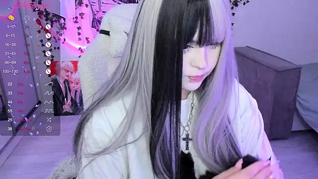 SelenaCute online show from November 2025 04:45:02 AM