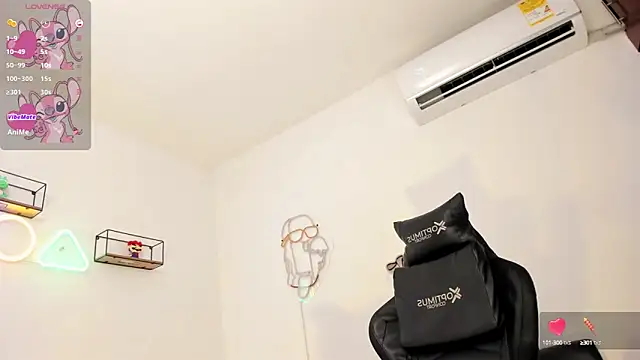 Snapshot of eileen_tanihara chatting on January 2025 12:54:01 PM eileen tanihara online show from January 2025 12:54:01 PM