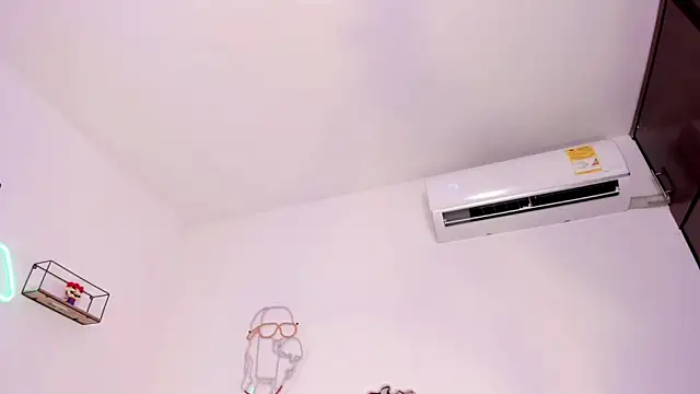 Snapshot of eileen_tanihara chatting on January 2025 08:22:01 AM eileen tanihara online show from January 2025 08:22:01 AM