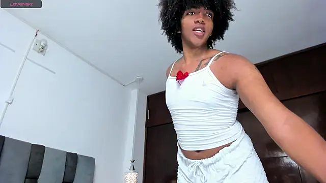 Snapshot of eileen_tanihara chatting on February 2025 08:30:02 AM eileen tanihara online show from February 2025 08:30:02 AM