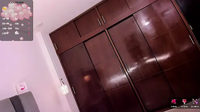 Snapshot of eileen_tanihara chatting on October 2025 04:19:01 PM eileen tanihara online show from October 2025 04:19:01 PM