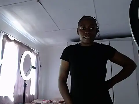 Snapshot of Devine85 chatting on October 2025 10:49:01 AM Devine85 online show from October 2025 10:49:01 AM