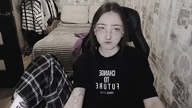 Snapshot of AmeliaKamishiro chatting on December 2024 11:23:02 AM AmeliaKamishiro online show from December 2024 11:23:02 AM