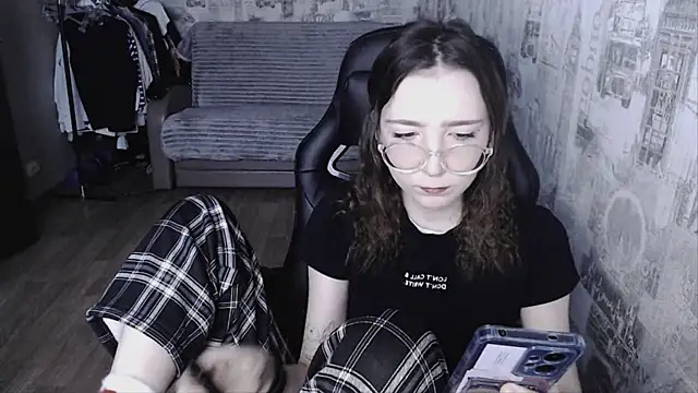 Snapshot of AmeliaKamishiro chatting on January 2025 11:37:01 AM AmeliaKamishiro online show from January 2025 11:37:01 AM