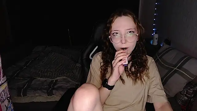 Snapshot of AmeliaKamishiro chatting on November 2025 02:32:01 AM AmeliaKamishiro online show from November 2025 02:32:01 AM