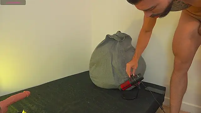 Markbrown online show from March 2026 08:20:01 PM