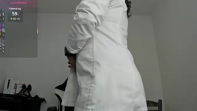 Snapshot of Sex-Psychology chatting on April 2026 08:00:02 PM Sex-Psychology online show from April 2026 08:00:02 PM
