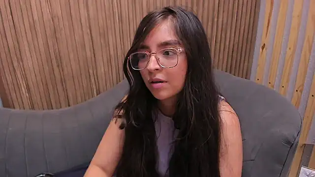 Eva Macalliter online show from February 2025 09:37:01 AM