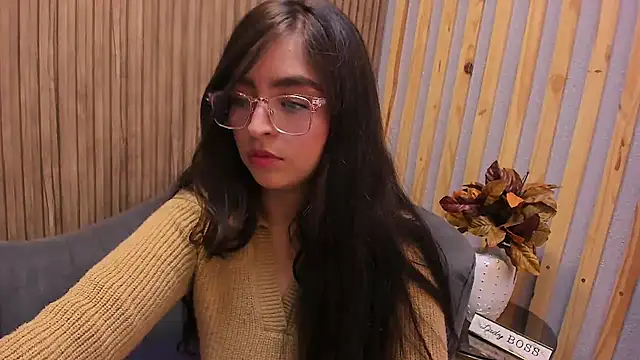 Eva Macalliter online show from February 2025 02:45:01 AM