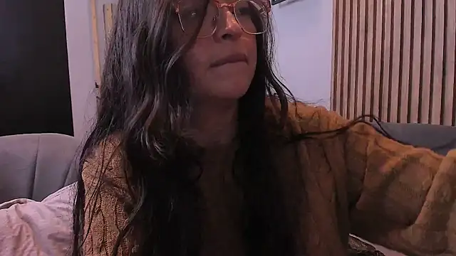 Eva Macalliter online show from September 2025 01:33:01 PM